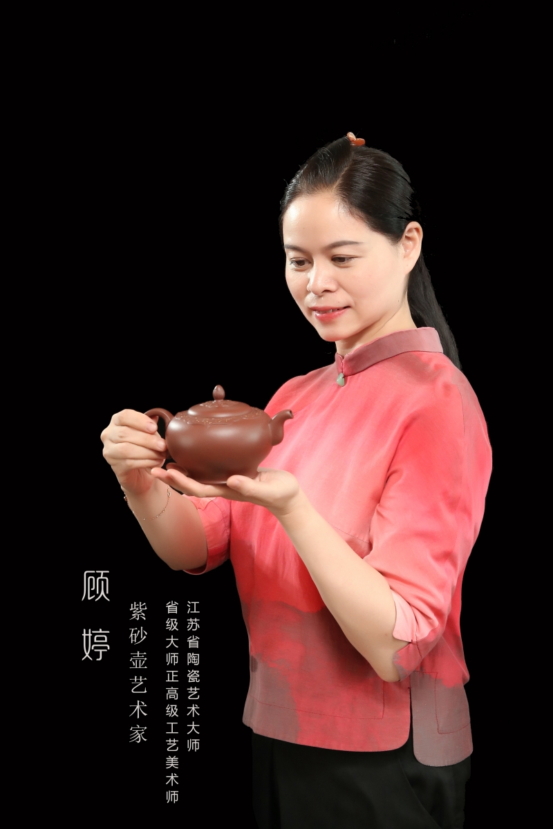 顾婷.jpg
